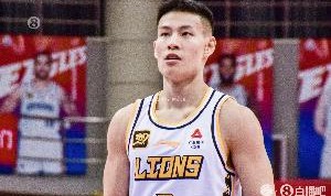 林秉圣是19年CBA落选秀 广厦在去年的选秀大会用第四顺位选中了他