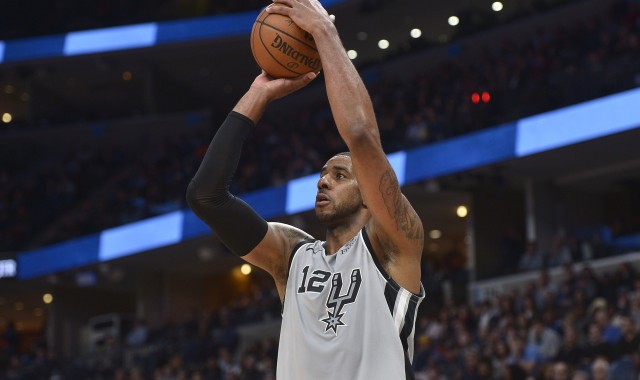 7届全明星5届最佳阵 美媒晒阿德生涯数据荣誉：值得进名人堂吗？