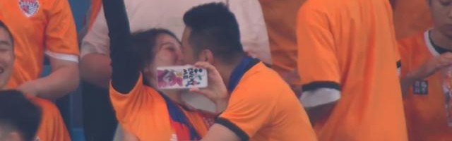 开云官网登录-有排面 看看亚冠冠军俱乐部美女球员的赛场婚礼