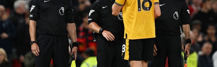 又是你！西蒙-胡珀昔日"代表作"：吹停格10单刀 吹掉迪亚斯好球