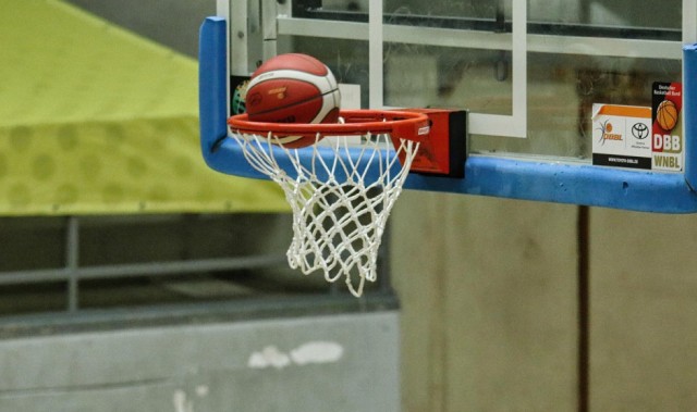 24-25赛季CBA总决赛fmvp是谁？答案：巴里-布朗